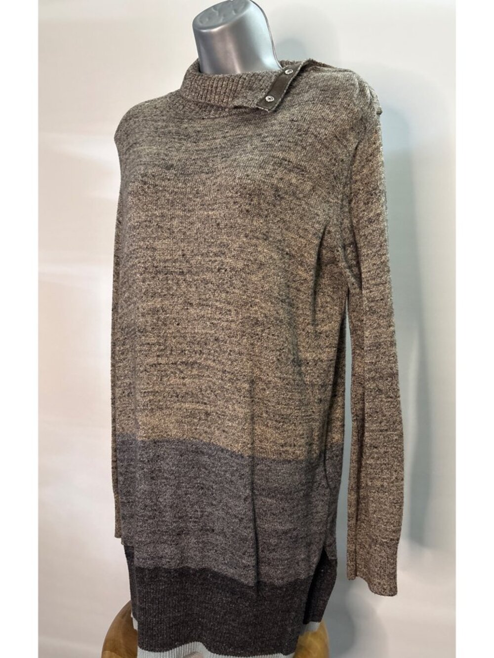 Women's Gap Stripe Snap Turtleneck Long Sleeve Sweater Tunic Gray Size Small - Picture 3 of 15